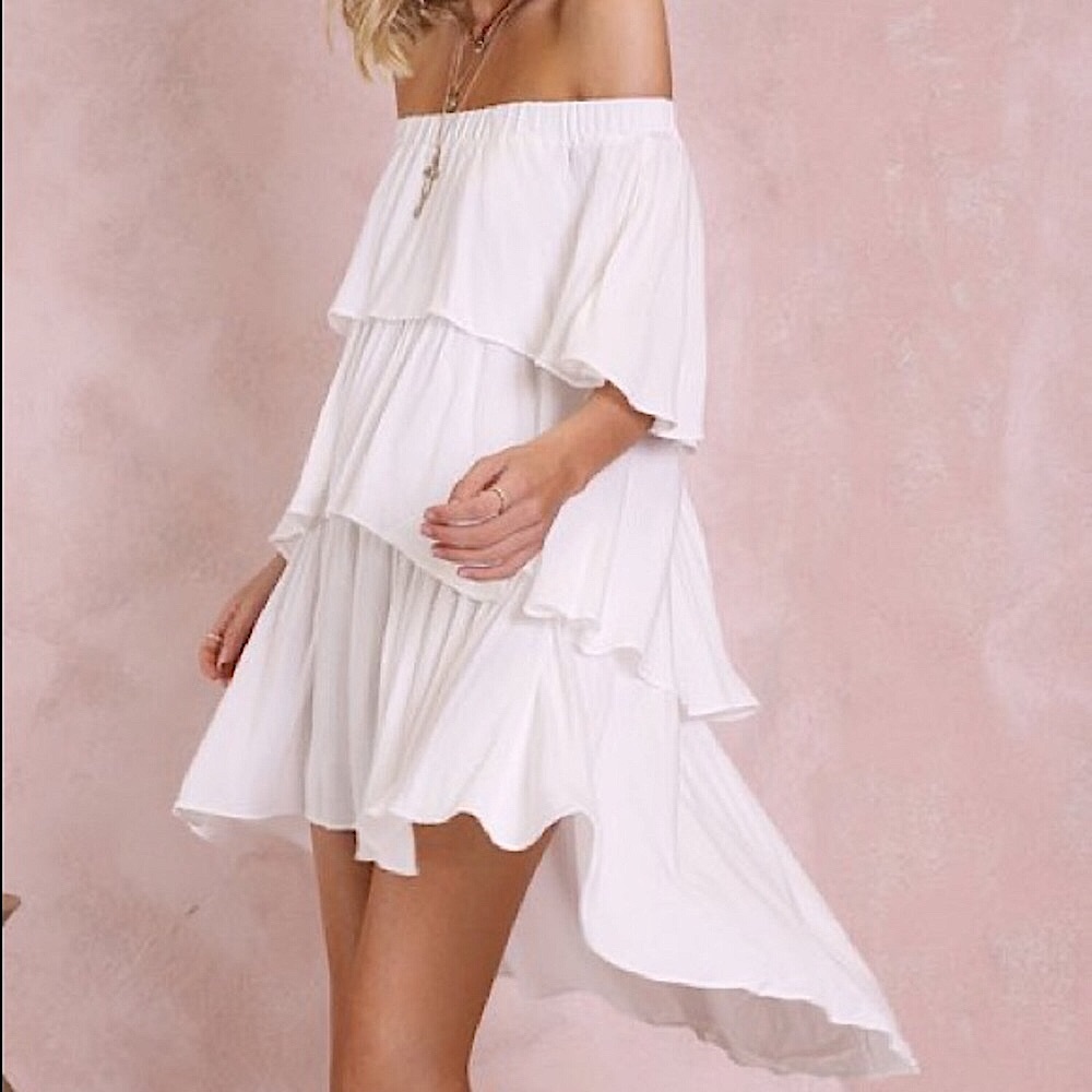 NWT Lost in Lunar Santana Off The Shoulder Dress in White, Sz. XS